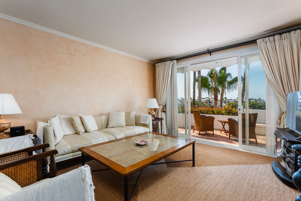 3-slaapkamer duplex penthouse in Marbella aan La Marina de Puente Romano in Marbella - foto 11