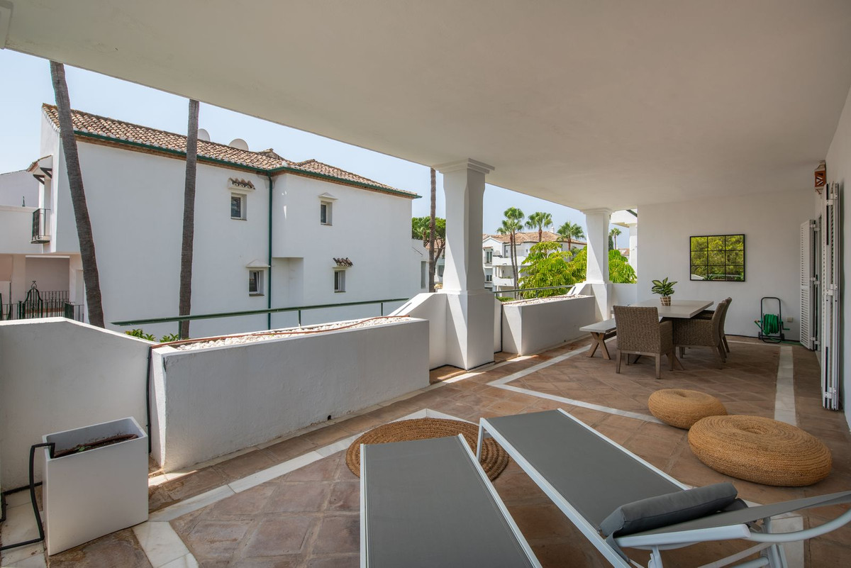 Drie-slaapkamer appartement in El Presidente, Nueva Milla de Oro in El Presidente - foto 15