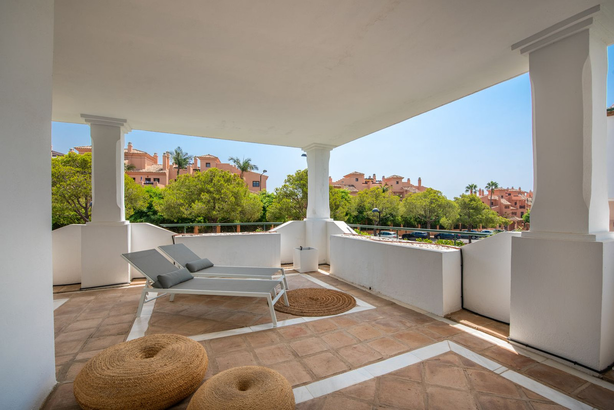Drie-slaapkamer appartement in El Presidente, Nueva Milla de Oro in El Presidente - foto 6