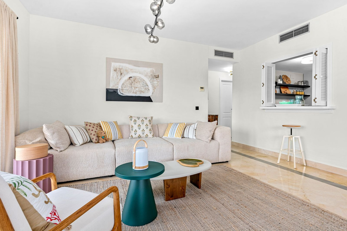 Drie-slaapkamer appartement in El Presidente, Nueva Milla de Oro in El Presidente - foto 10