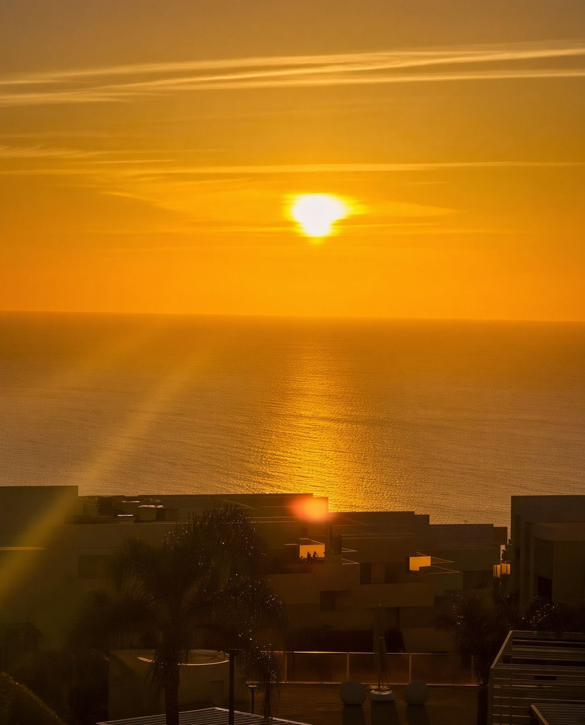2-slaapkamer appartement met panoramisch zeezicht in La Duquesa in La Duquesa - foto 15