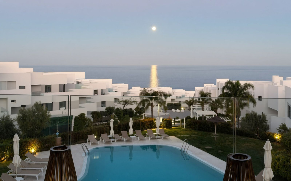 2-slaapkamer appartement met panoramisch zeezicht in La Duquesa in La Duquesa - foto 17