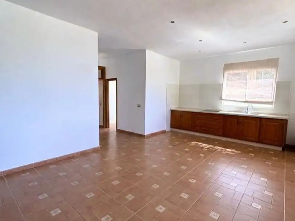 Finca met 3 slaapkamers in Estepona in Estepona - foto 12