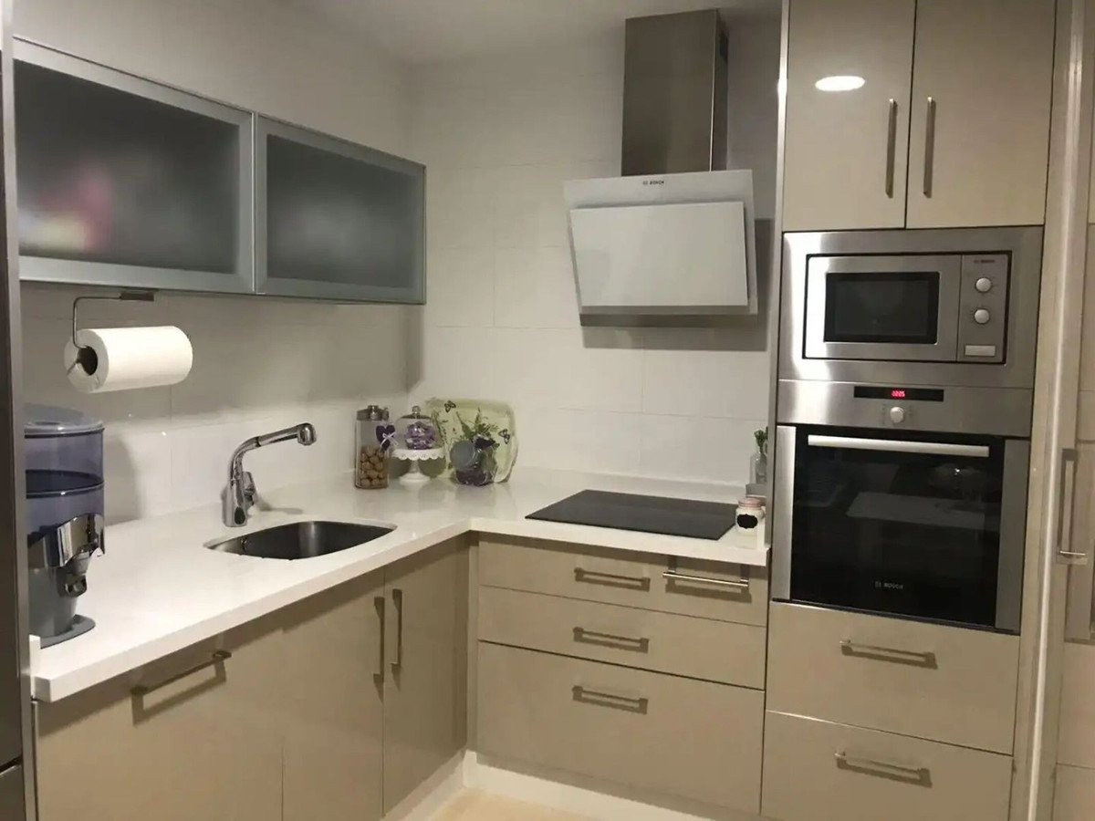 Drie-slaapkamer appartement Estepona – 115 m², €467.000 in Estepona - foto 11