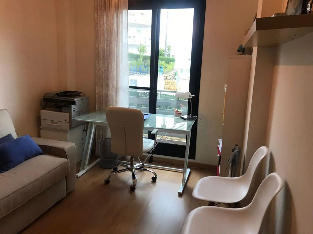 Drie-slaapkamer appartement Estepona – 115 m², €467.000 in Estepona - foto 20