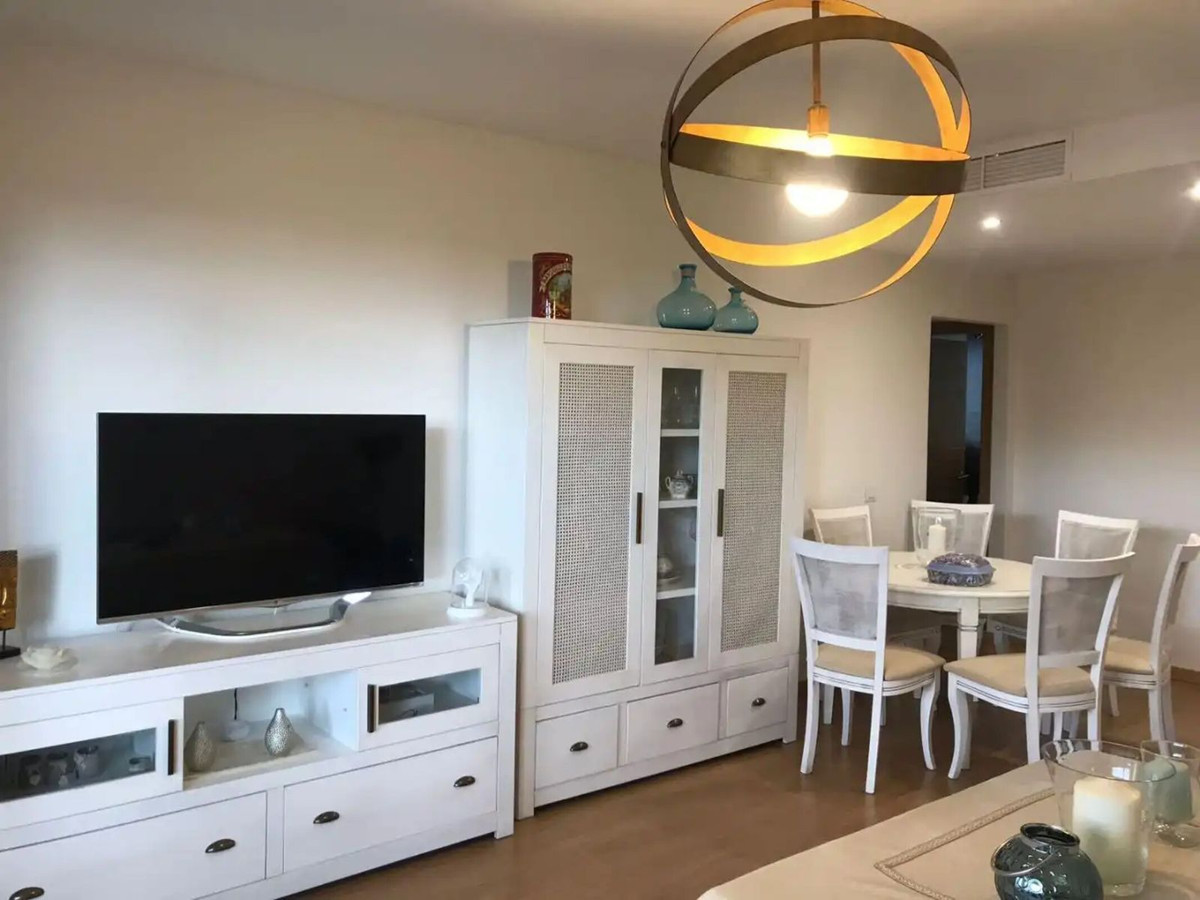 Drie-slaapkamer appartement Estepona – 115 m², €467.000 in Estepona - foto 8