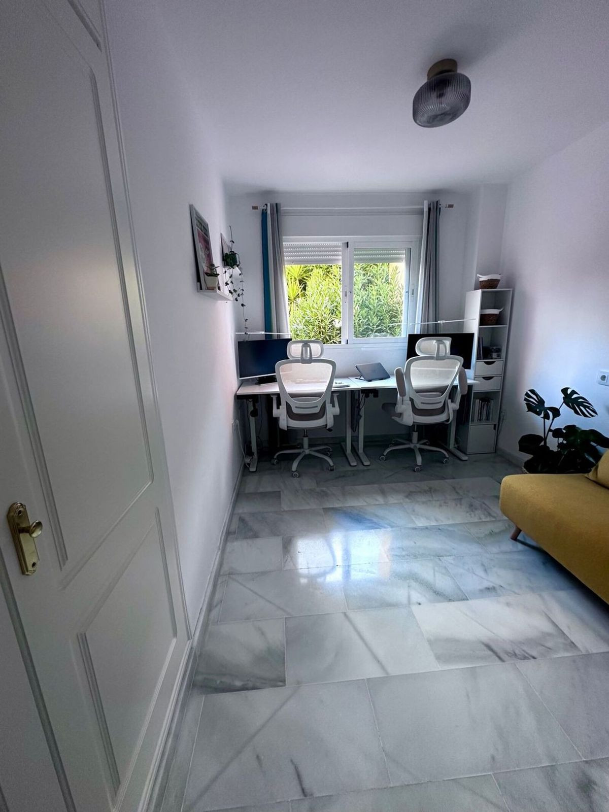 Drie slaapkamers stadswoning in Casares Playa in Casares Playa - foto 11