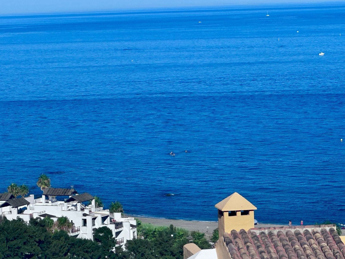 Drie slaapkamers stadswoning in Casares Playa in Casares Playa - foto 17