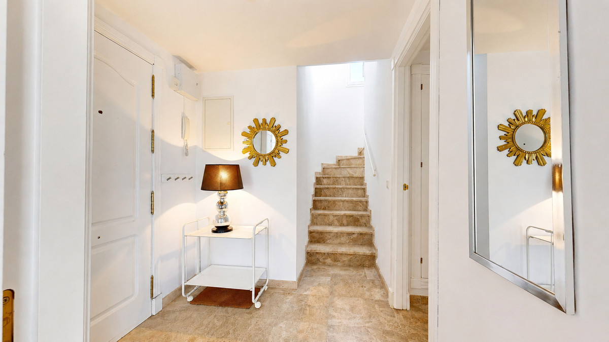 Drie-slaapkamer duplex-penthouse in Nueva Andalucía in Nueva Andalucía - foto 15