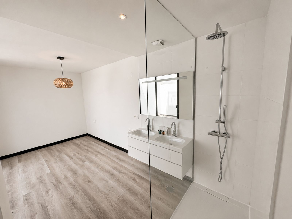 Drie-slaapkamer appartement in La Cala de Mijas in La Cala de Mijas - foto 12