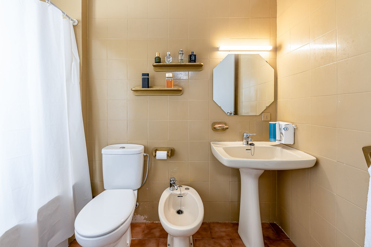 Drie-slaapkamerwoning in La Colina, Málaga in La Colina - foto 13