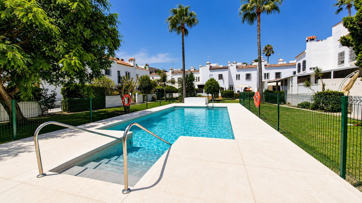 Drie slaapkamerwoning in Casares Playa in Casares Playa - foto 4