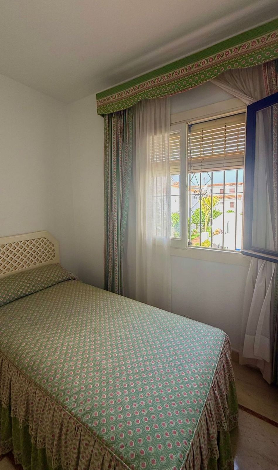 Stadswoning met 2 slaapkamers in Marbella in Marbella - foto 18