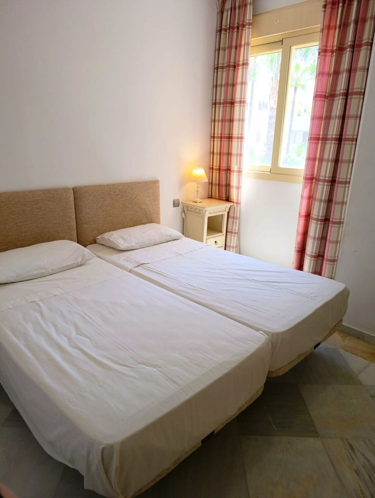 Appartement met drie slaapkamers in Nueva Andalucía in Nueva Andalucía - foto 11