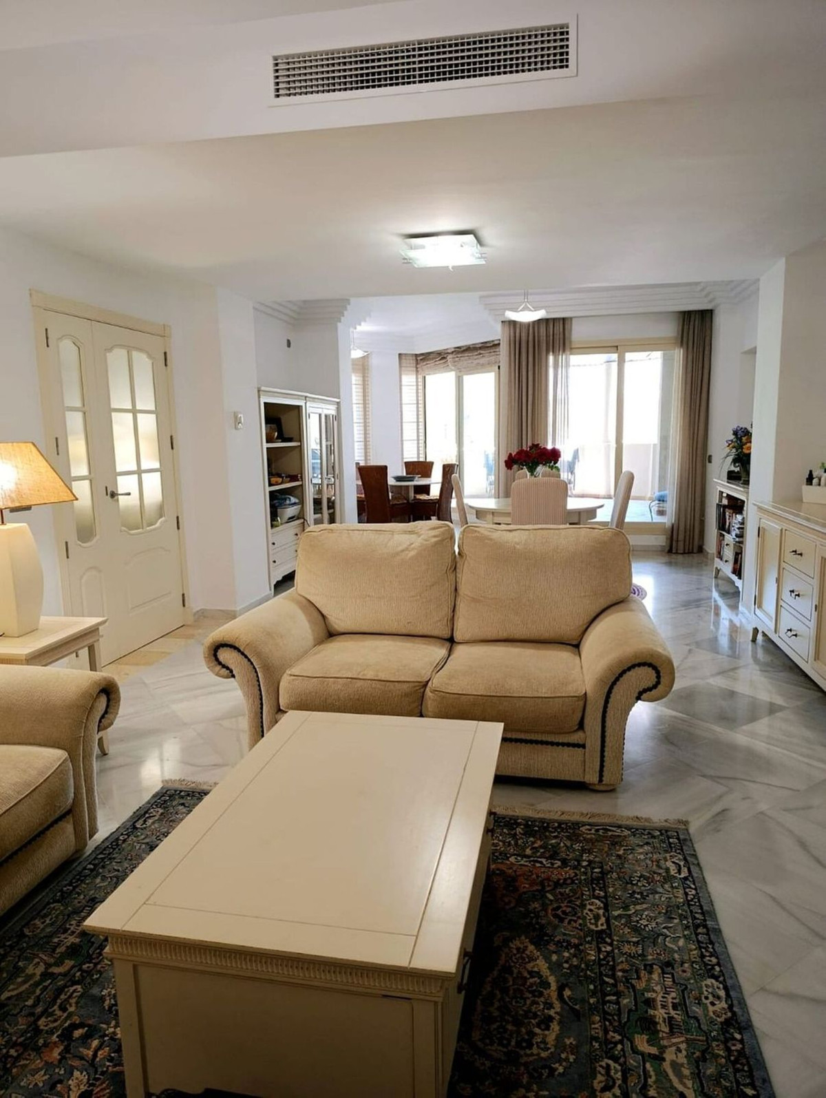 Appartement met drie slaapkamers in Nueva Andalucía in Nueva Andalucía - foto 3