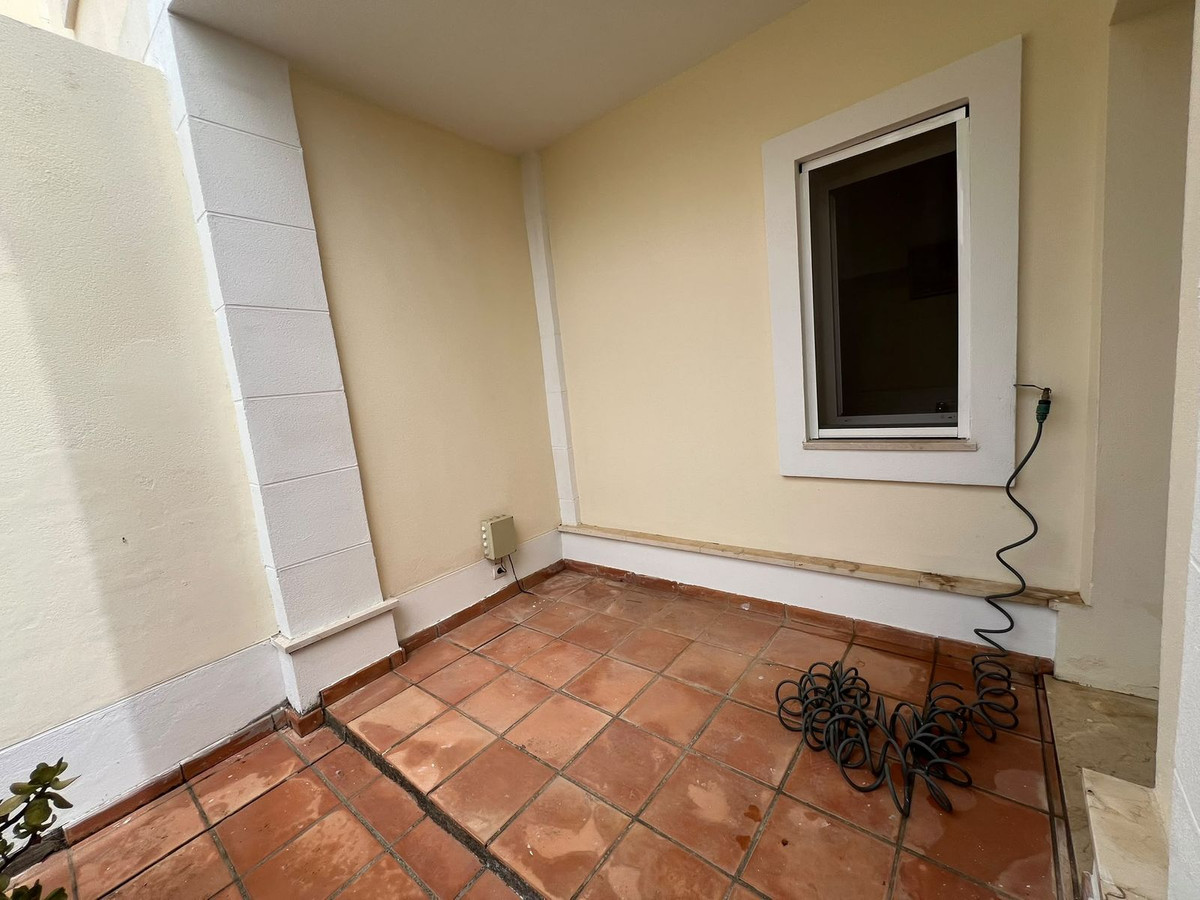 Charmant 3-slaapkamer halfvrijstaande woning met privé tuin in La Alcaidesa in La Alcaidesa - foto 18