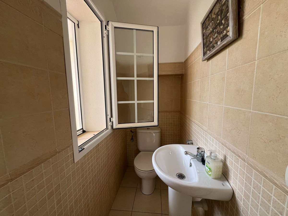 Charmant 3-slaapkamer halfvrijstaande woning met privé tuin in La Alcaidesa in La Alcaidesa - foto 19