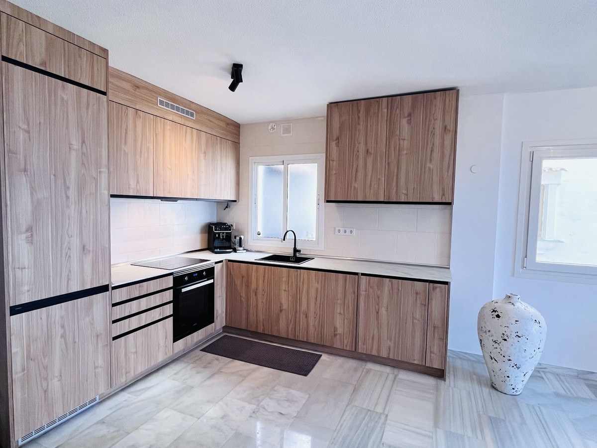 2-slaapkamer appartement in Calahonda met panoramisch zeezicht in Calahonda - foto 7