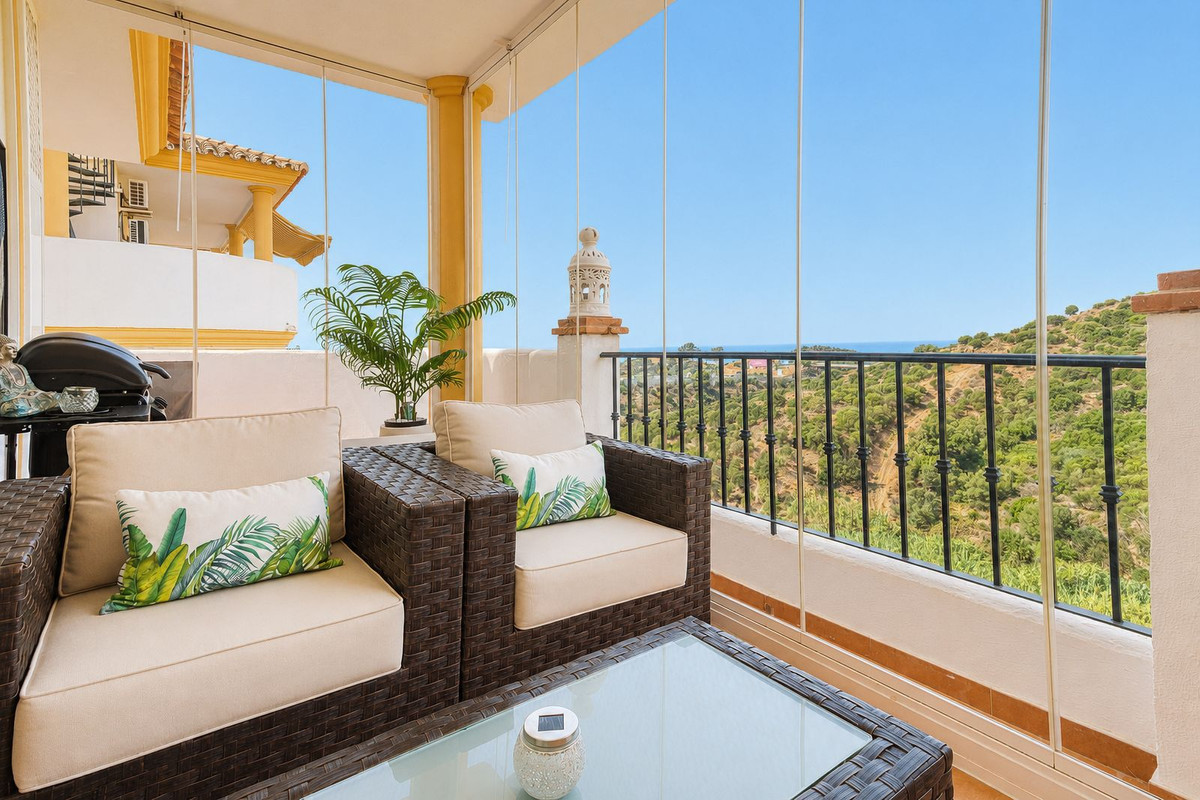 Penthouse met 2 slaapkamers in Calahonda met privéterras en panoramisch zeezicht in Calahonda - foto 5