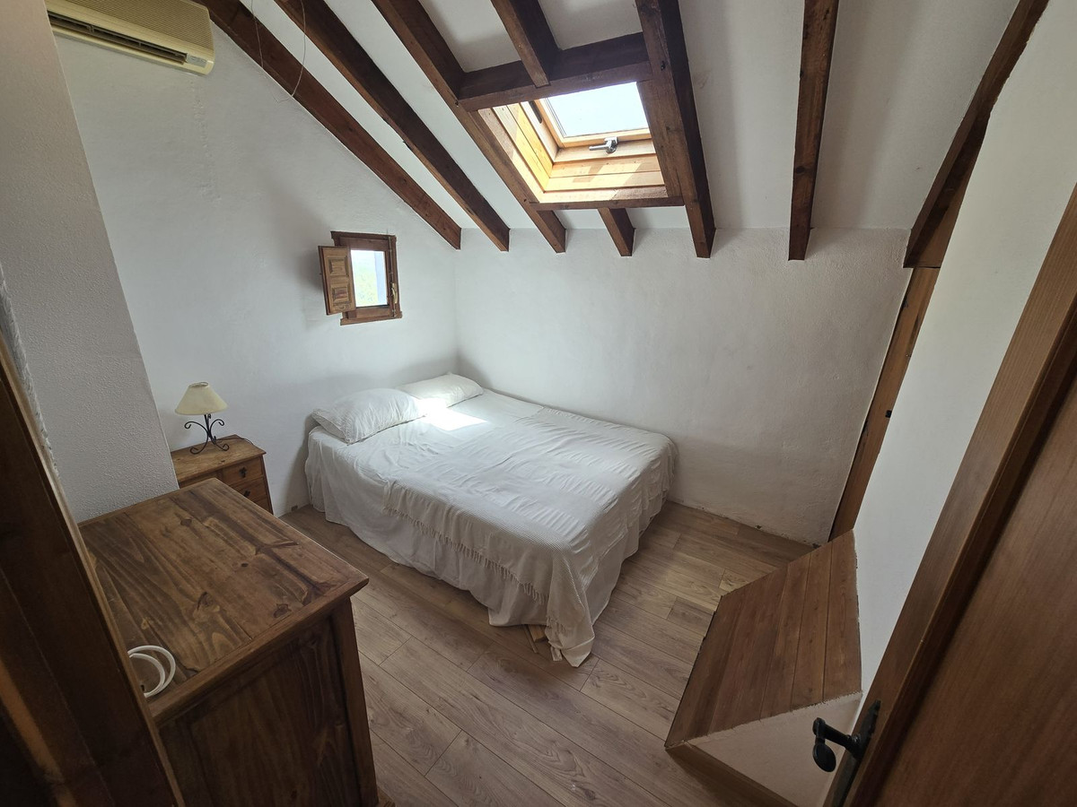3-slaapkamer villa nabij Monda in Monda - foto 18