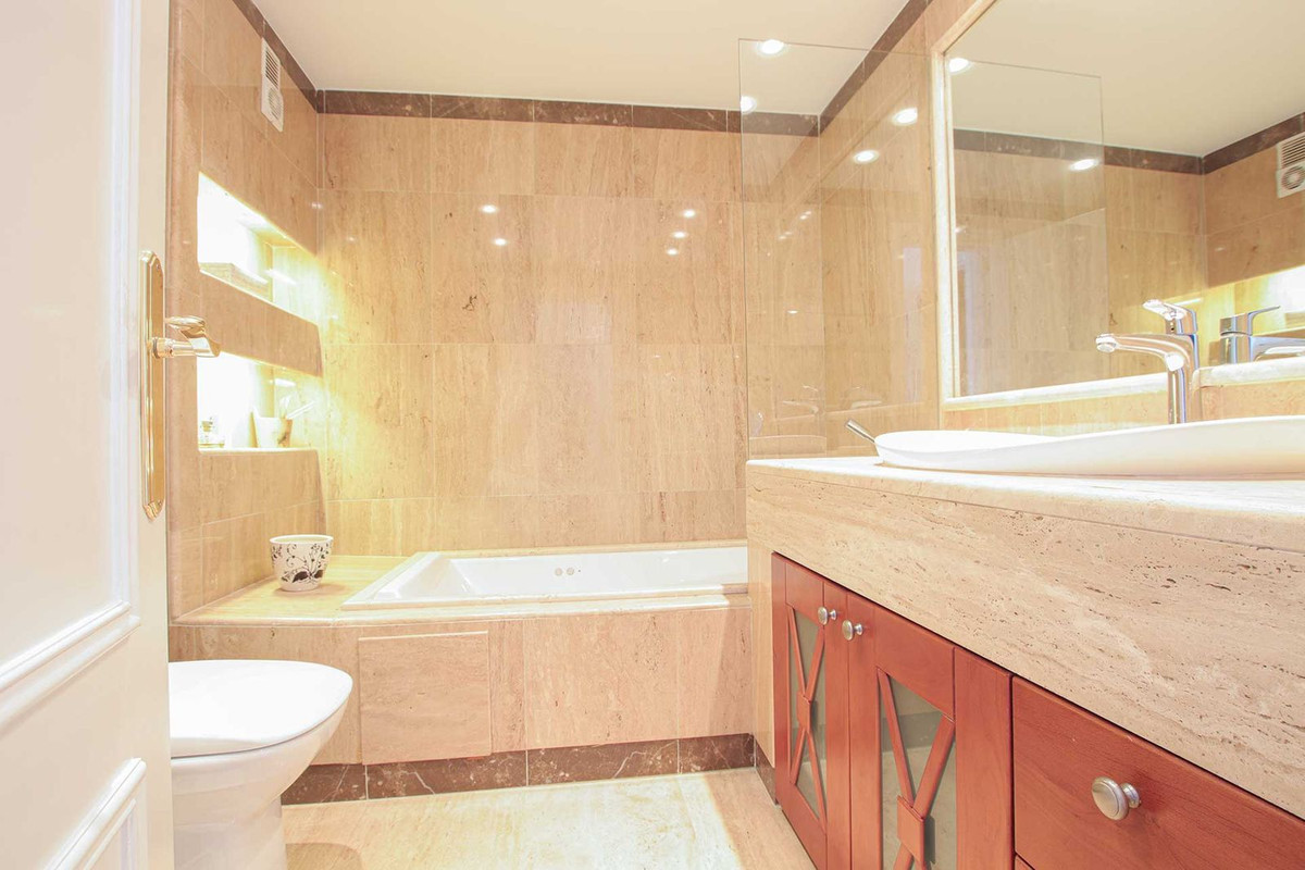 2-slaapkamer appartement met zeezicht in Nueva Andalucía, Marbella in Nueva Andalucía - foto 8