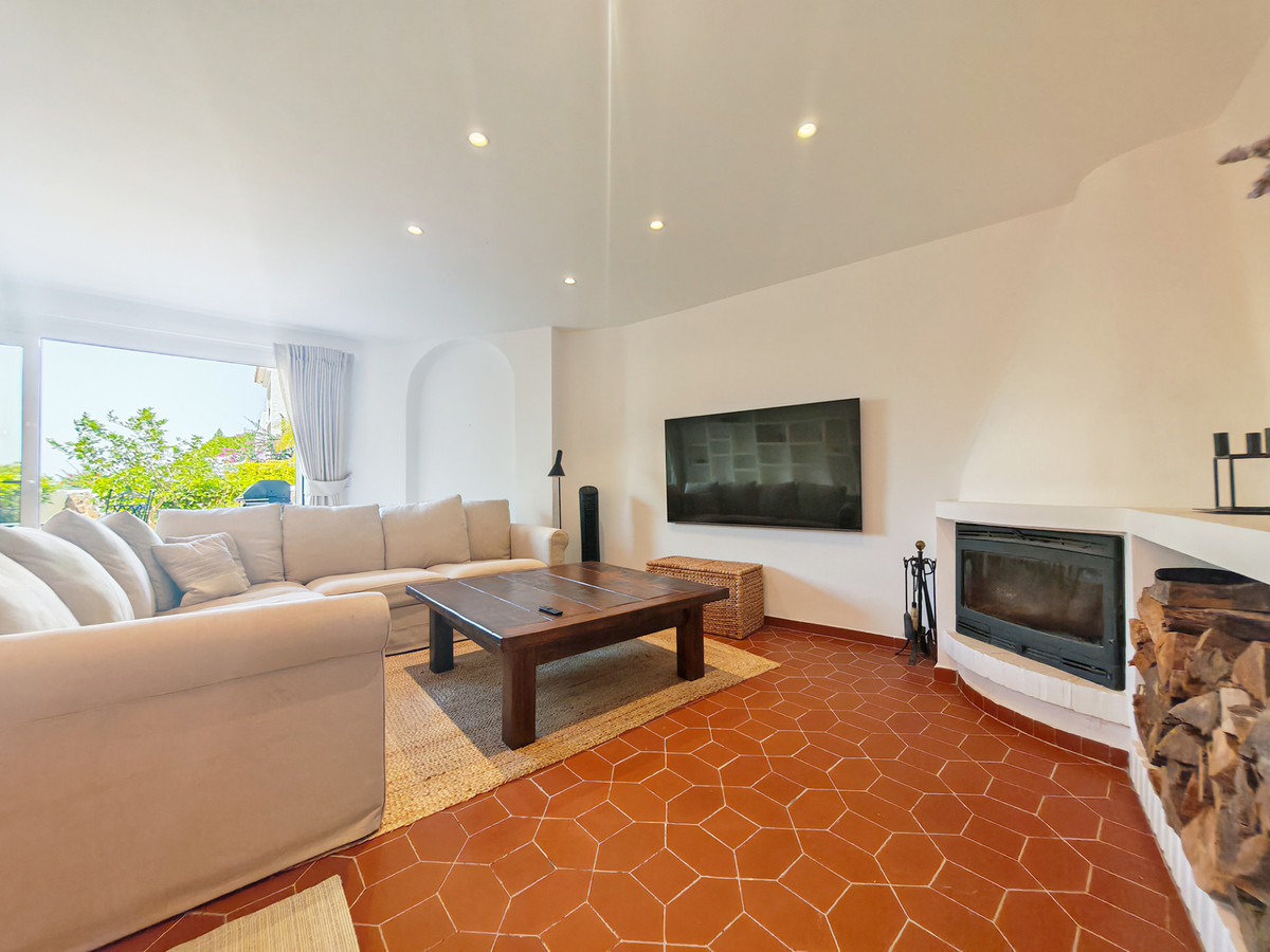 4-slaapkamer stadswoning in Los Altos de los Monteros, Marbella in Altos de los Monteros - foto 5