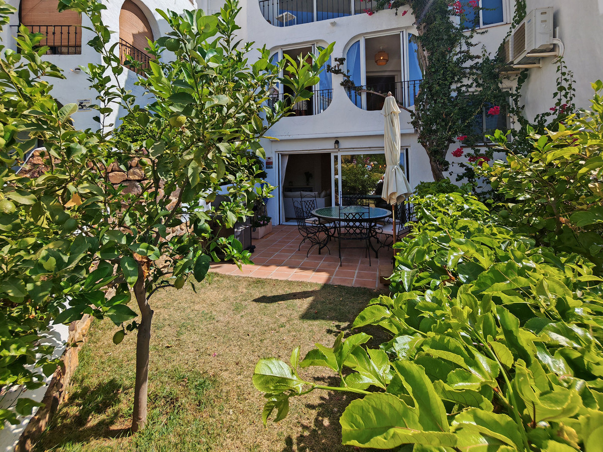 4-slaapkamer stadswoning in Los Altos de los Monteros, Marbella in Altos de los Monteros - foto 10