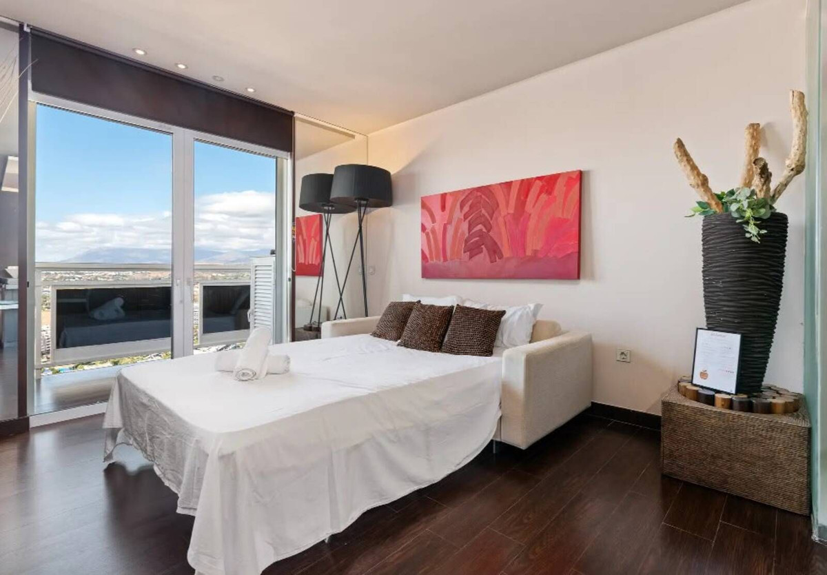 Eén-slaapkamerappartement in La Campana, Nueva Andalucía — Investeringskans met prachtig uitzicht en toeristenvergunning in Nueva Andalucía - foto 13