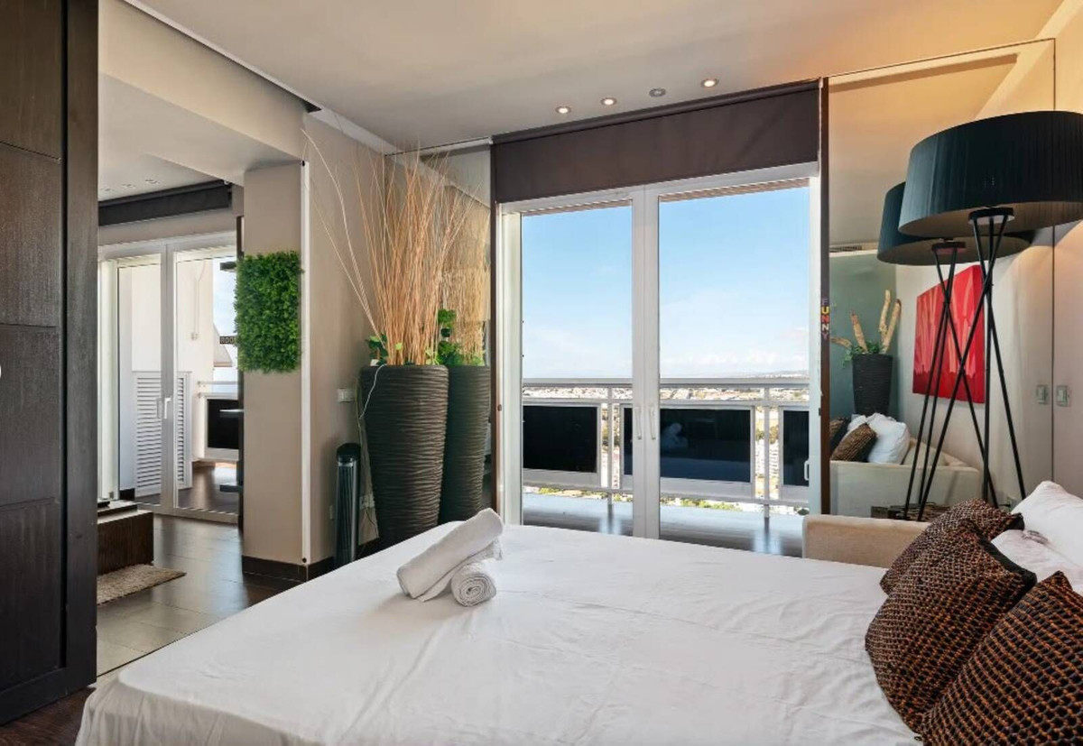 Eén-slaapkamerappartement in La Campana, Nueva Andalucía — Investeringskans met prachtig uitzicht en toeristenvergunning in Nueva Andalucía - foto 15
