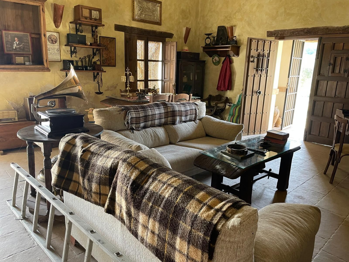 3-slaapkamer finca in Alfarnate, Málaga in Alfarnate - foto 20