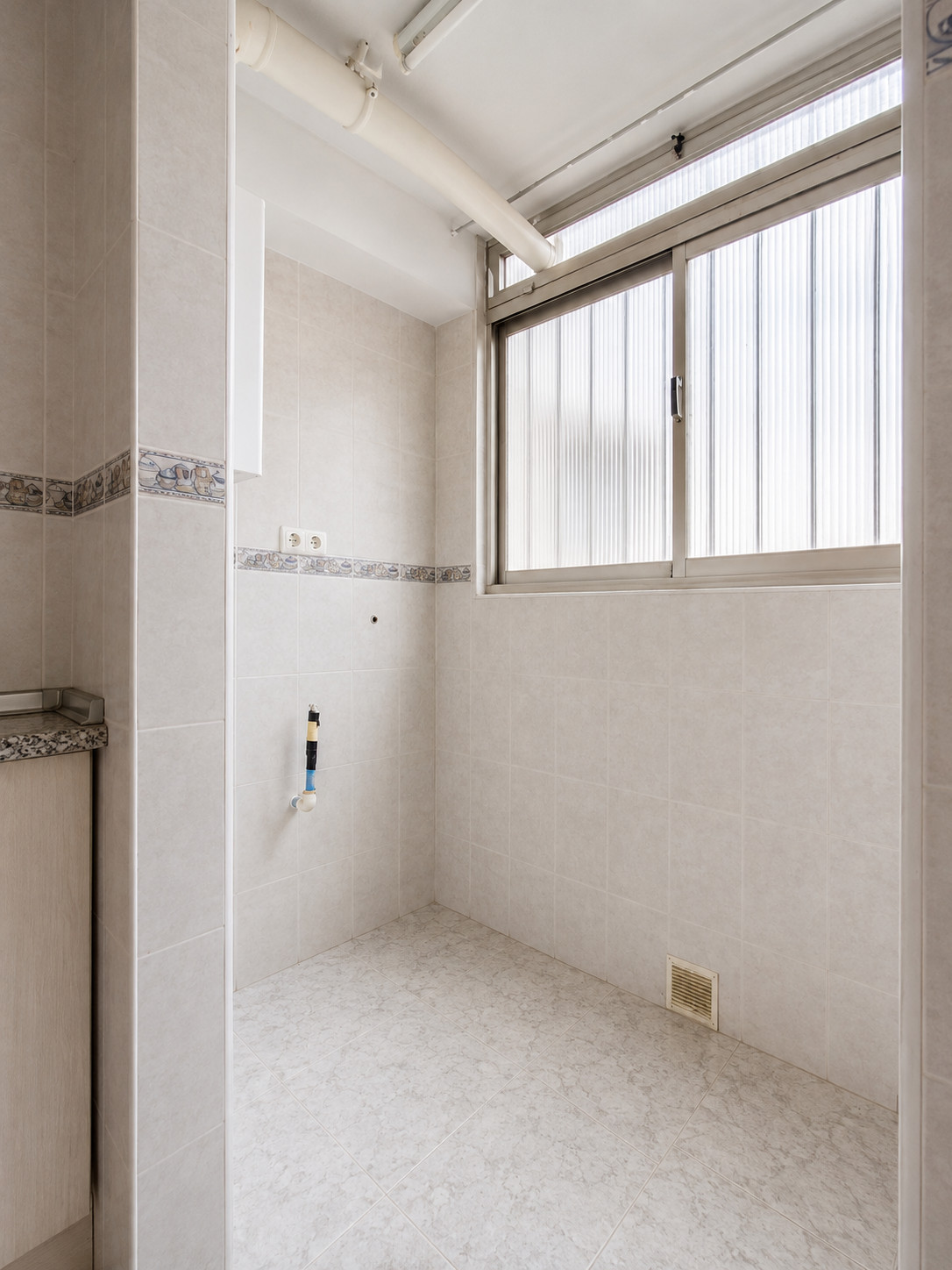 Drie-slaapkamer appartement in Estepona – 75 m², lift in Estepona - foto 18