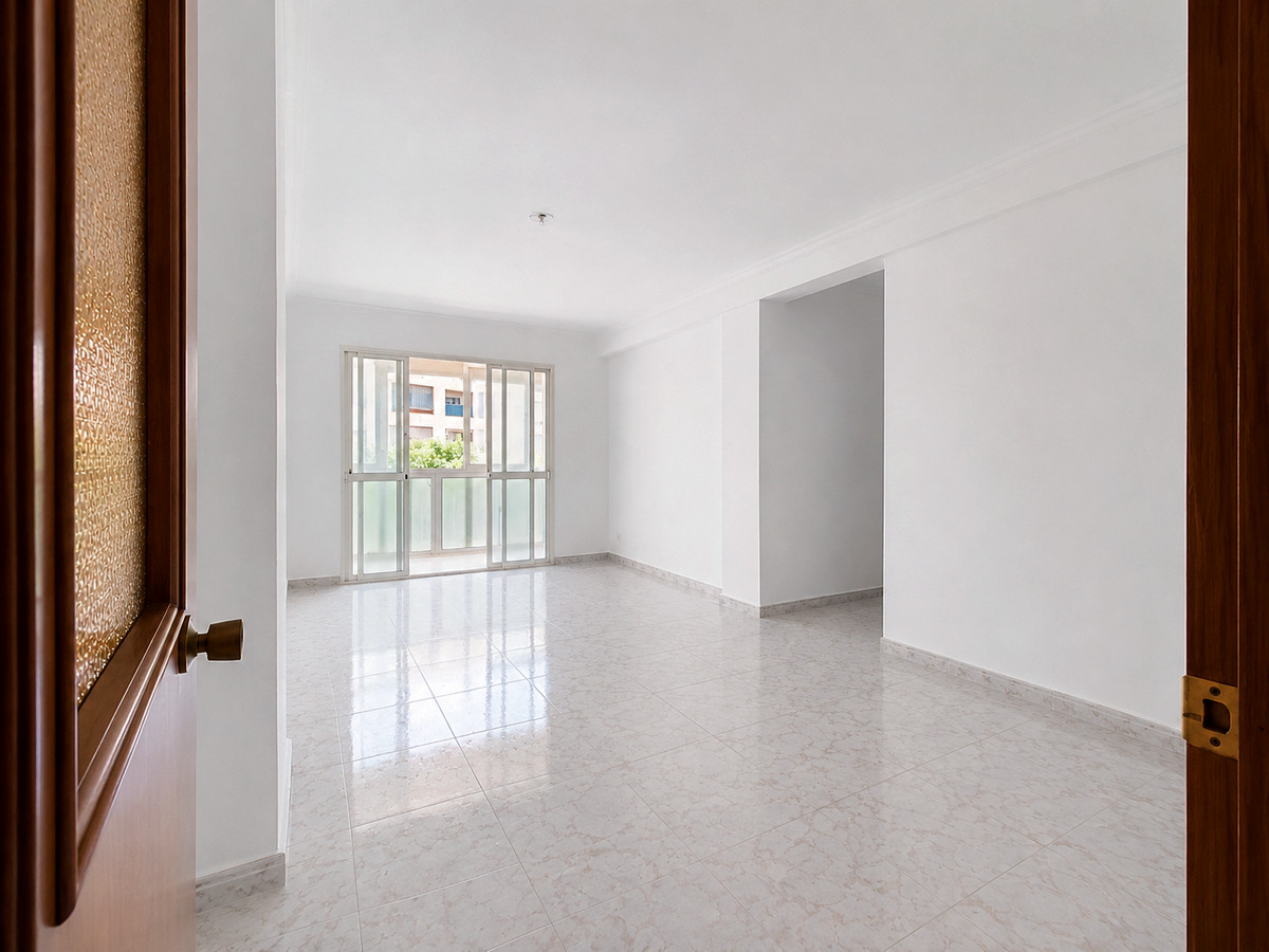 Drie-slaapkamer appartement in Estepona – 75 m², lift in Estepona - foto 4