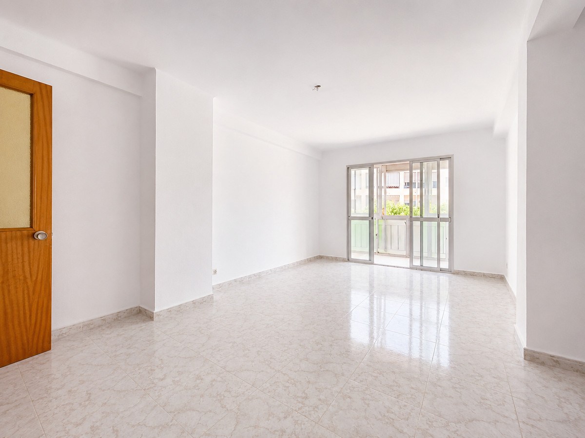 Drie-slaapkamer appartement in Estepona – 75 m², lift in Estepona - foto 6