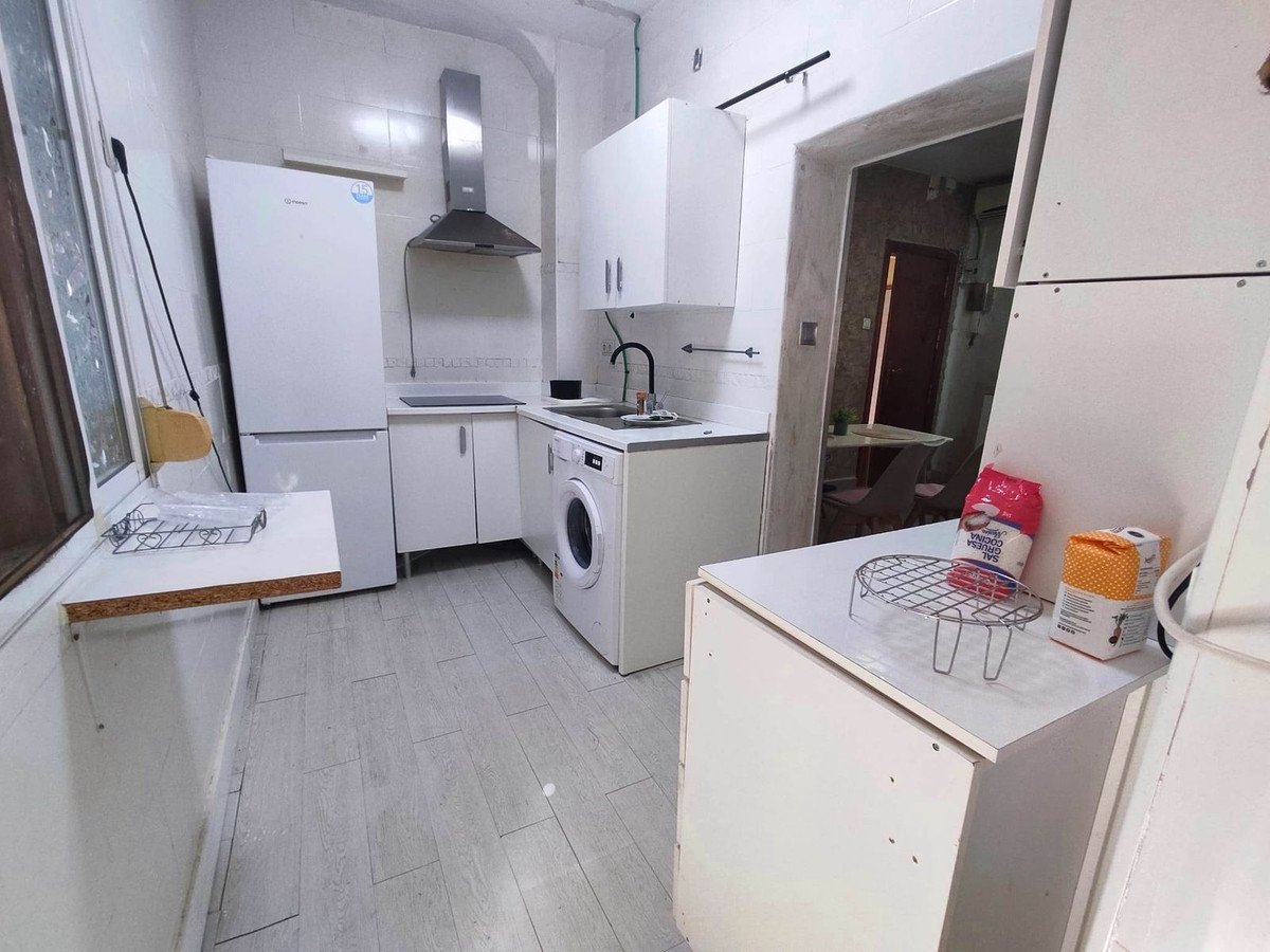 Appartement met 2 slaapkamers in Málaga in Málaga - foto 12