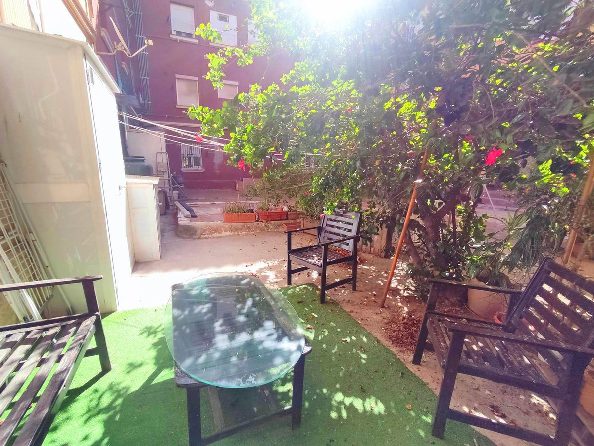 Appartement met 2 slaapkamers in Málaga in Málaga - foto 9