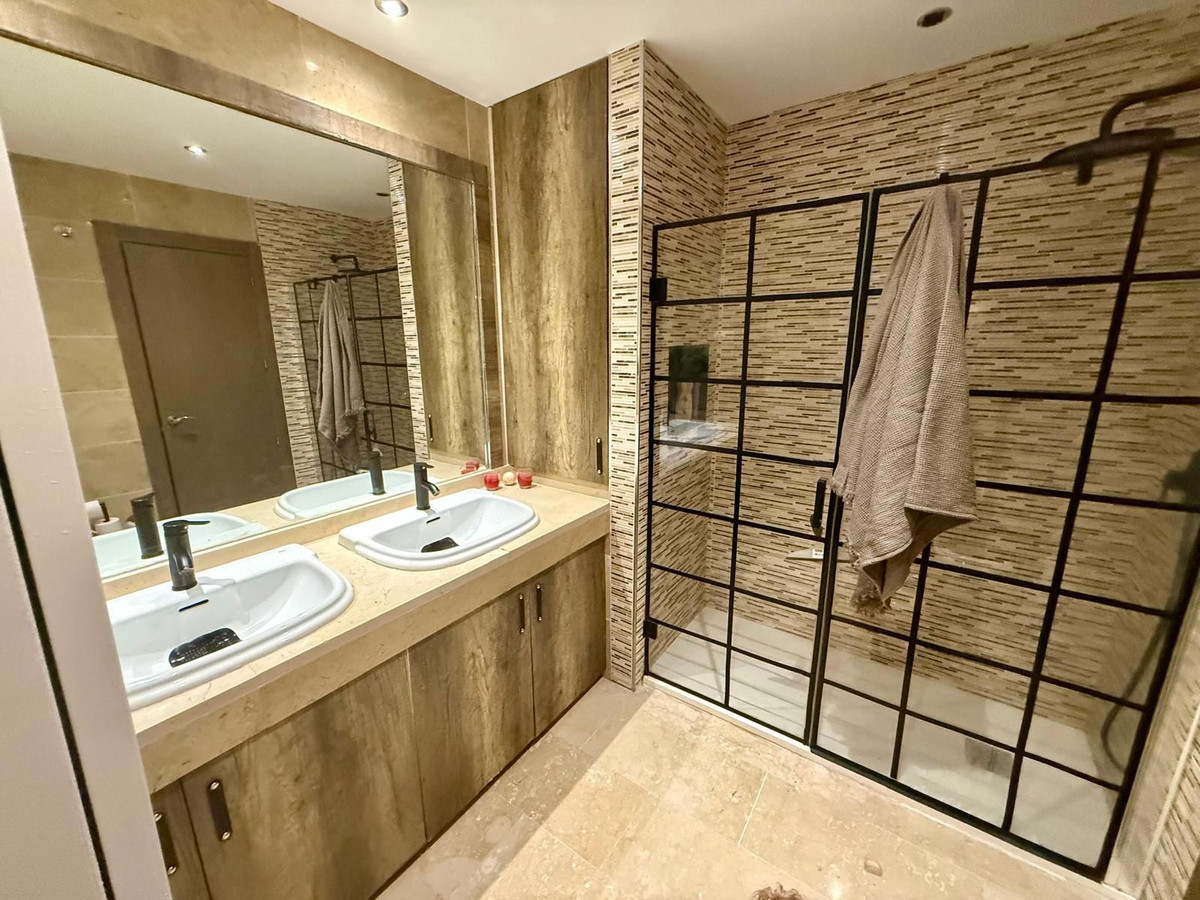 Appartement met 2 slaapkamers in Calahonda in Calahonda - foto 3