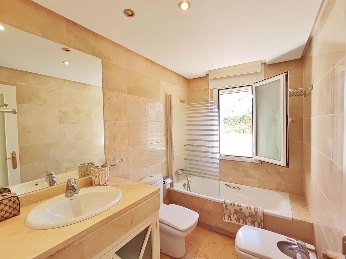 Exclusief penthouse in La Dama de Noche, Marbella in Marbella - foto 12