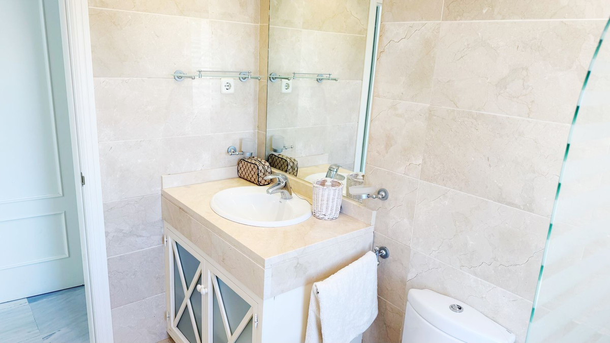 Exclusief penthouse in La Dama de Noche, Marbella in Marbella - foto 16