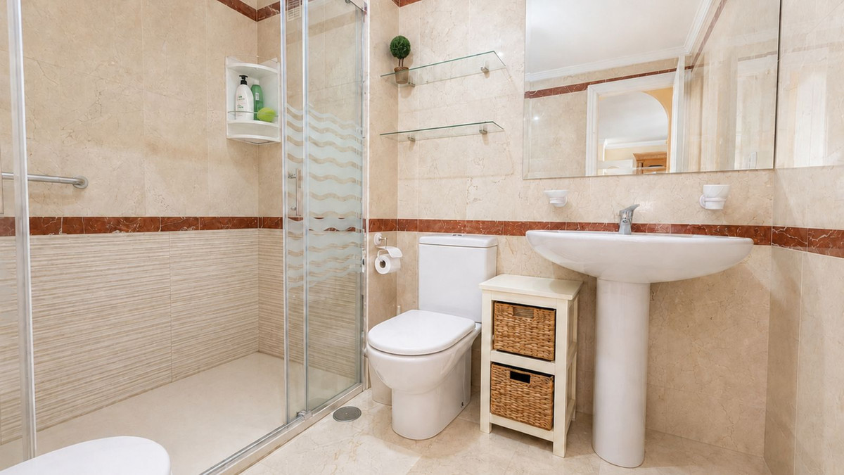 Drie-slaapkamerappartement in Estepona in Estepona - foto 11