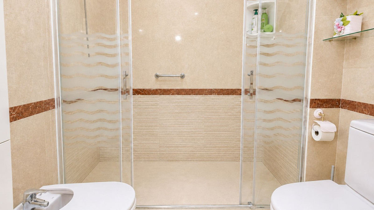 Drie-slaapkamerappartement in Estepona in Estepona - foto 17