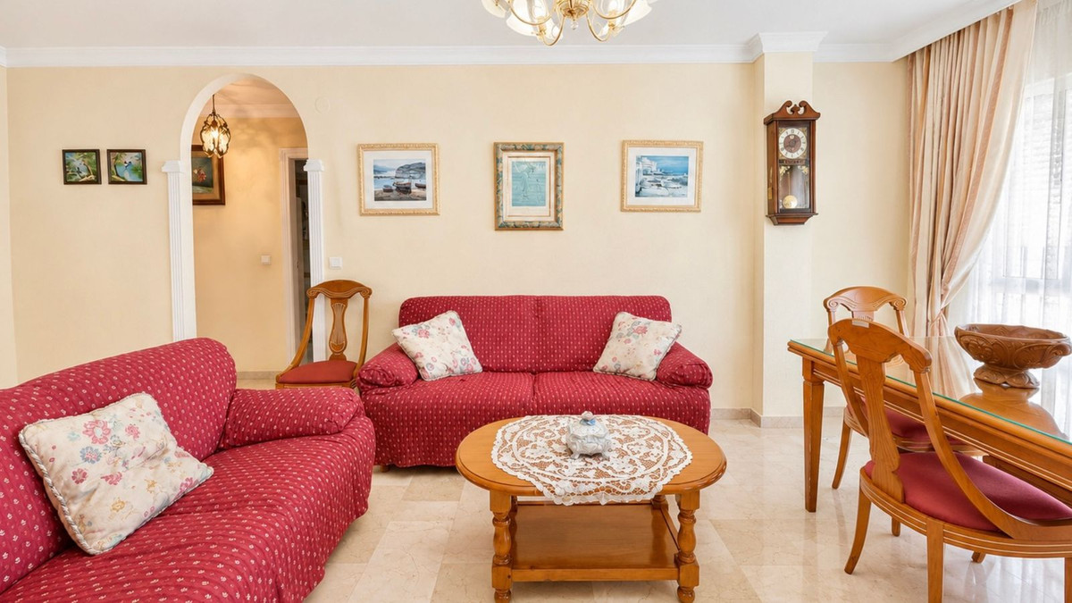Drie-slaapkamerappartement in Estepona in Estepona - foto 5