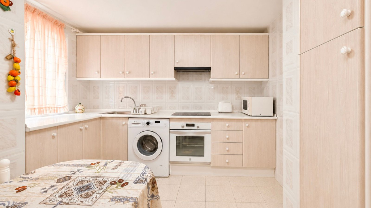 Drie-slaapkamerappartement in Estepona in Estepona - foto 10