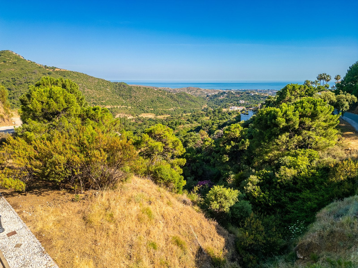 Plot in Marbella in Marbella - foto 4