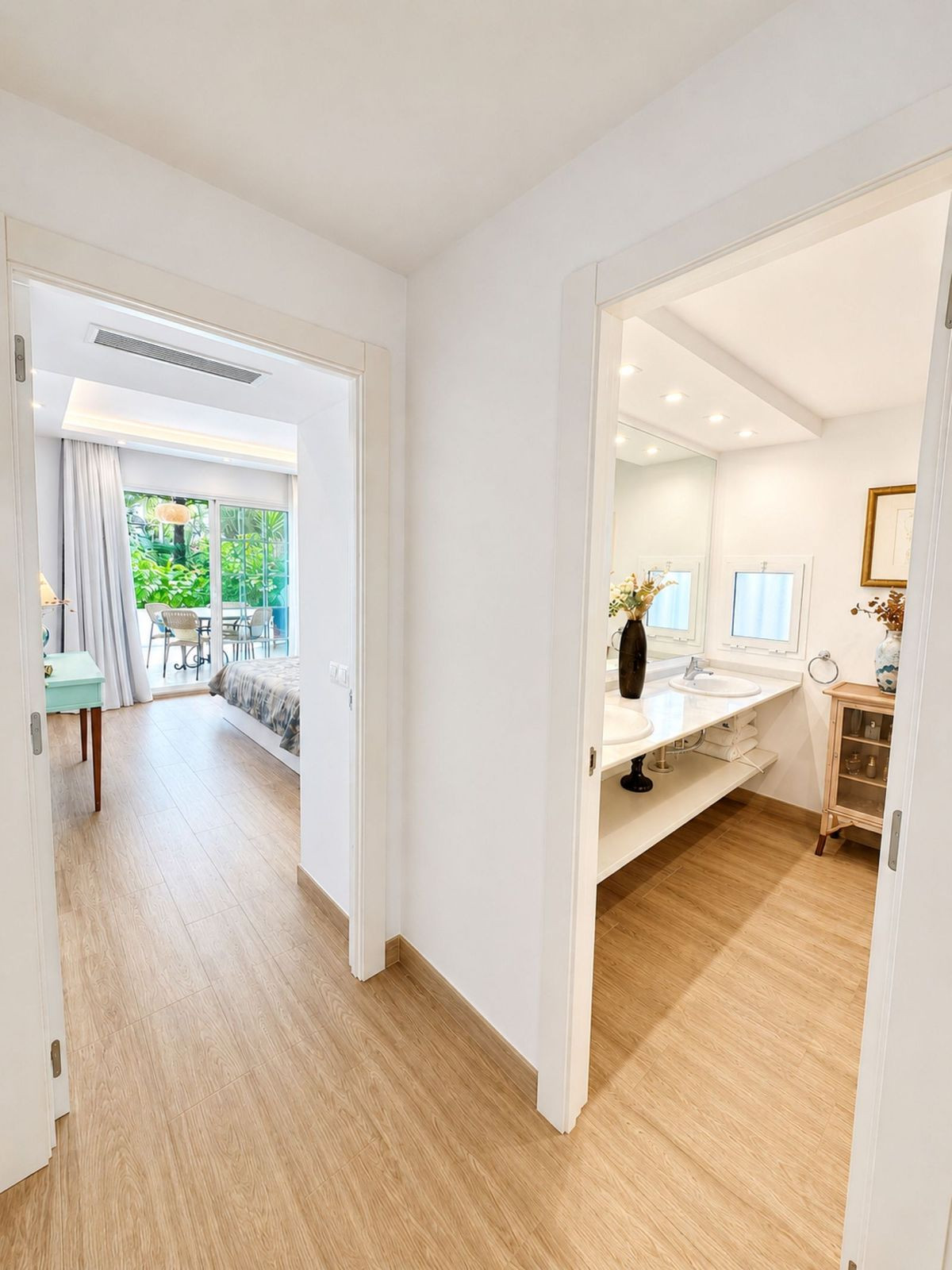 2 bedroom Apartment in The Golden Mile in The Golden Mile - foto 9