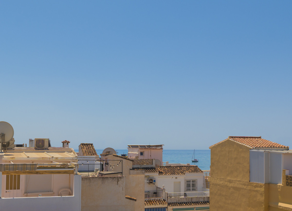 Penthouse met 2 slaapkamers in La Carihuela, Torremolinos in La Carihuela - foto 11