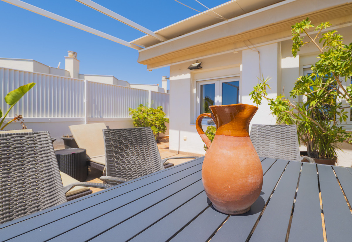 Penthouse met 2 slaapkamers in La Carihuela, Torremolinos in La Carihuela - foto 14