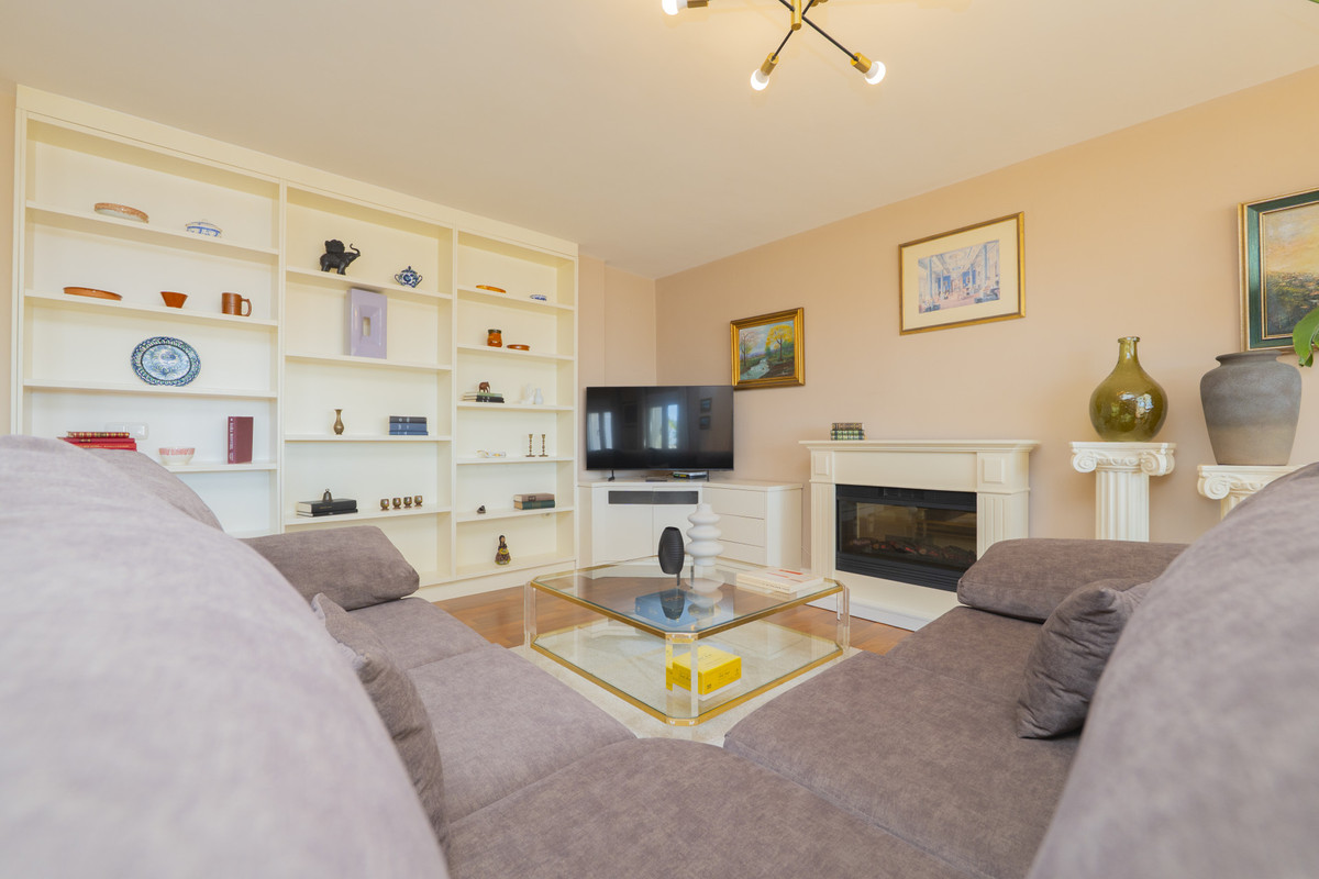 Penthouse met 2 slaapkamers in La Carihuela, Torremolinos in La Carihuela - foto 3