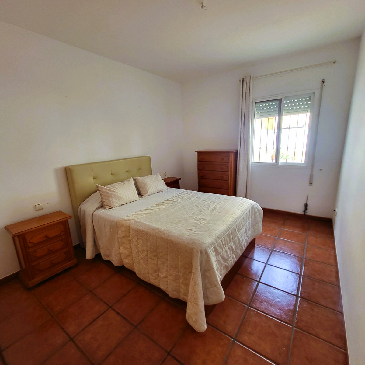 Appartement met 4 slaapkamers in Estepona in Estepona - foto 12