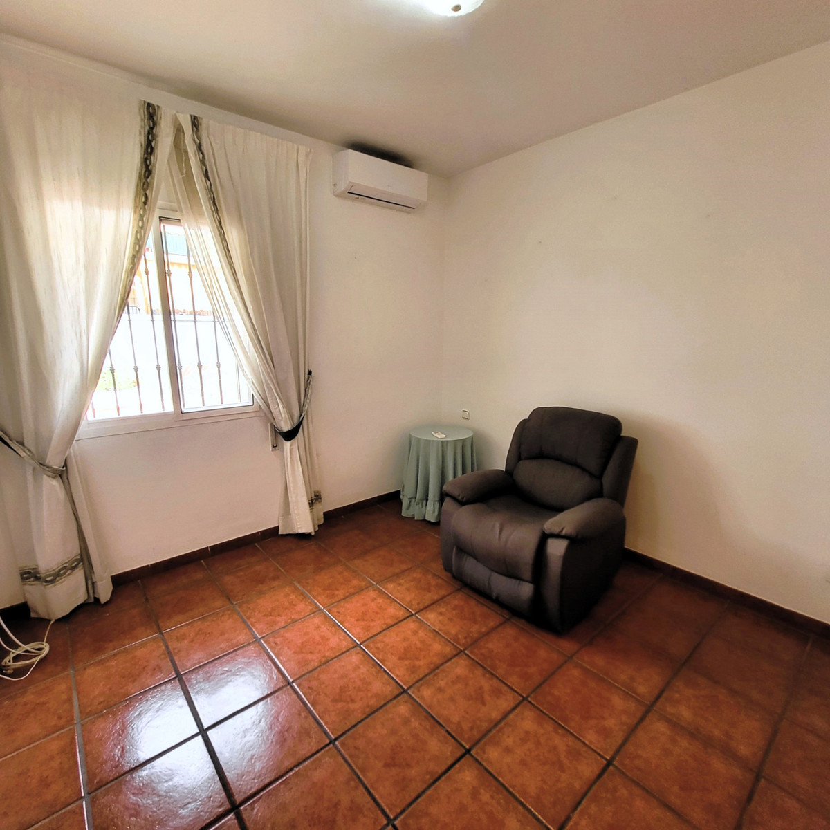 Appartement met 4 slaapkamers in Estepona in Estepona - foto 14