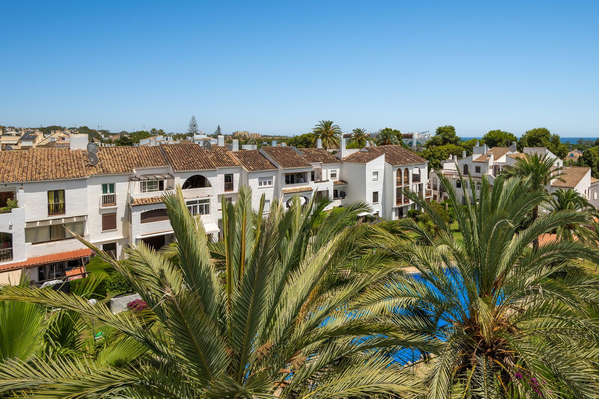 2-slaapkamerappartement in El Paraiso, Estepona in El Paraiso - foto 17